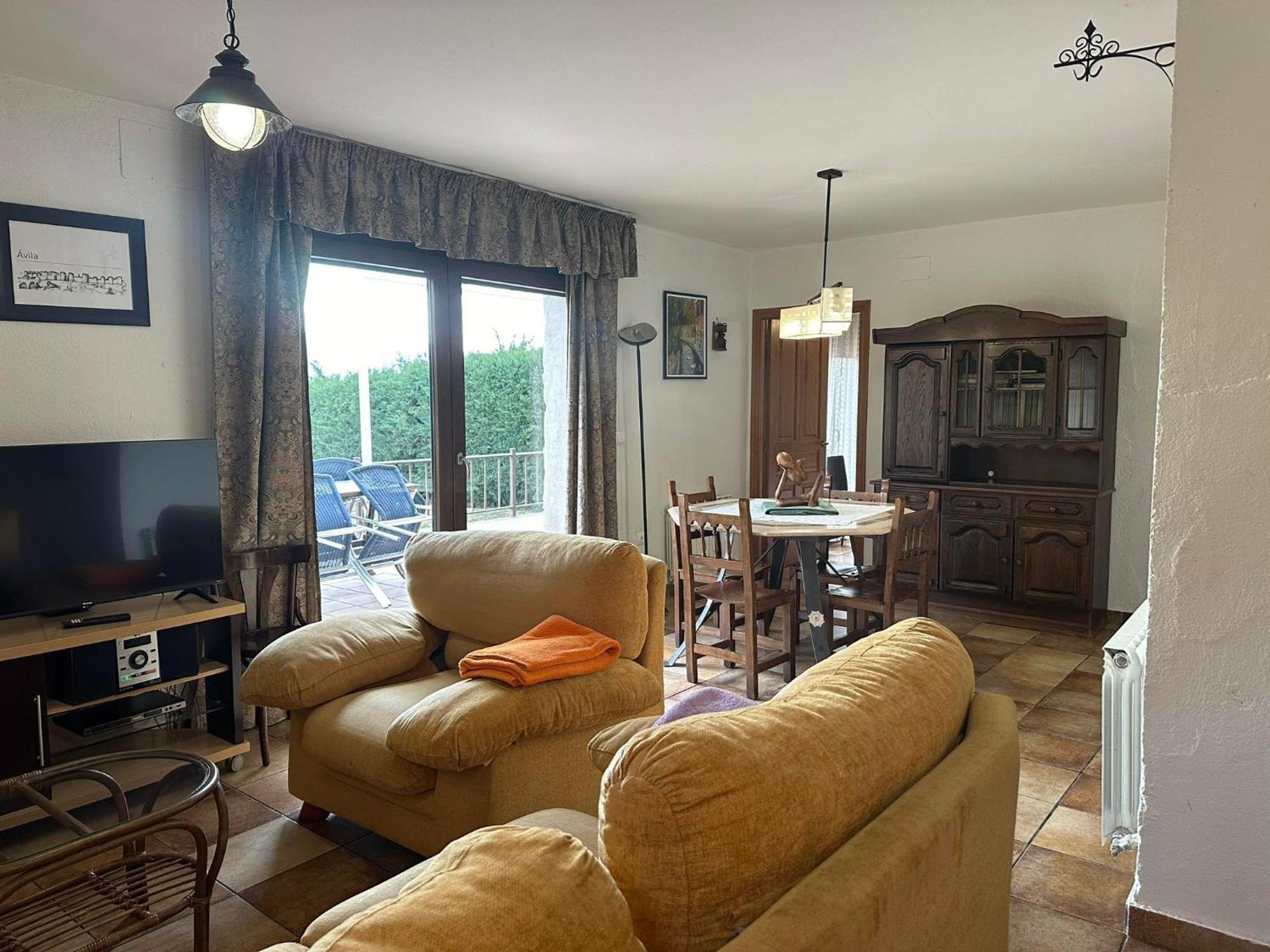 Vivienda De Uso Turistico El Nido Guest House La Serrada Екстериор снимка
