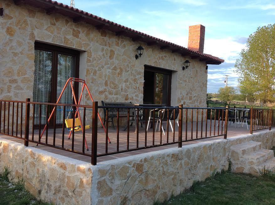 Vivienda De Uso Turistico El Nido Guest House La Serrada Екстериор снимка